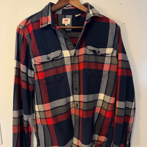Levis Flannel - Picture 1 of 3